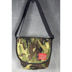 Manhattan‎ Portage Women’s Camo Pattern Olive Green Brown Shoulder Bag Cordura